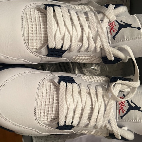 Air Jordan 4 midnight navy - Picture 2 of 3